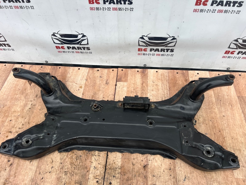 Подрамник передний Mitsubishi Eclipse Cross 2017-2021 1.5 4000A410 контрактная