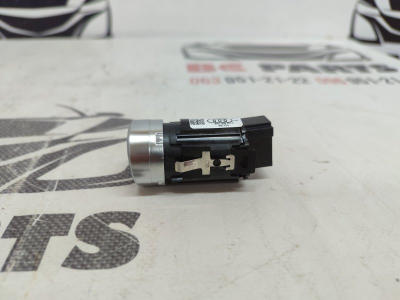 Кнопка старт-стоп Audi Q5 2021 2.0 8W1905217F контрактная