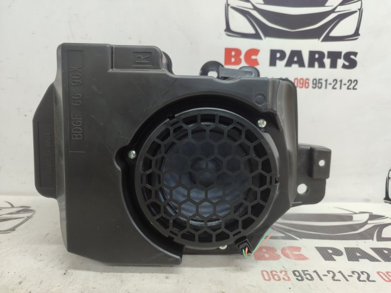 Динамик правый Mazda 3 2018-2024 BP 2.0 BDGF6696X Б/У