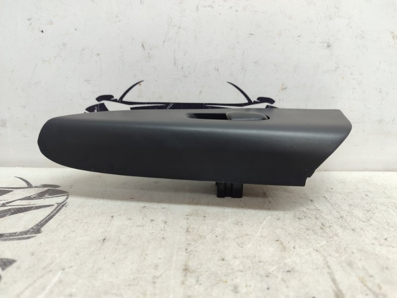Кнопка стеклоподъемника задняя Nissan Sentra B17 1.8
