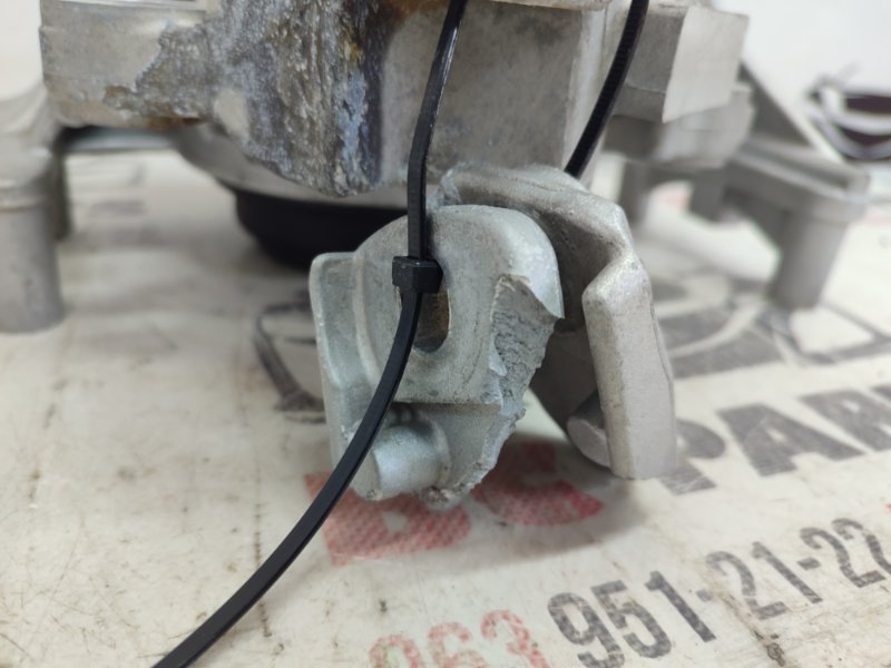 Подушка АКПП Nissan Rogue T33 2.5