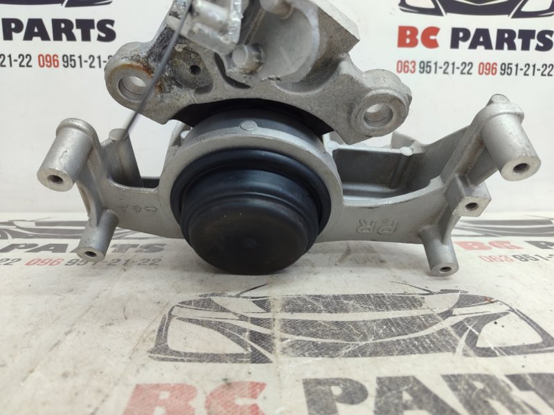 Подушка АКПП Rogue 2021 T33 2.5