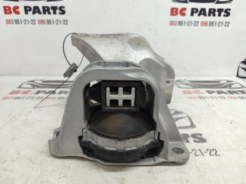 Подушка двигателя правая Nissan Rogue 2021 T33 2.5 112106RA0A Б/У