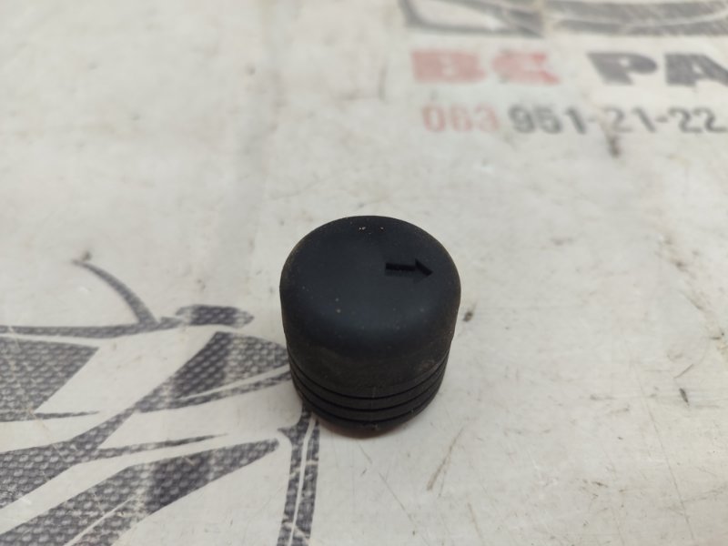 Упор капота mitsubishi ASX 2010-2024 MR473471 Б/У