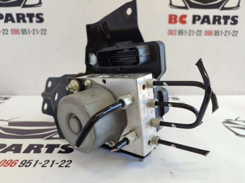 Блок ABS Nissan Rogue Sport 2017-2020 J11 MR 20 476606MM0B Б/У