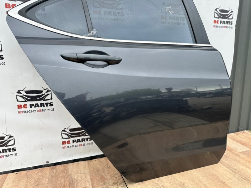 Дверь боковая задняя правая Acura Tlx