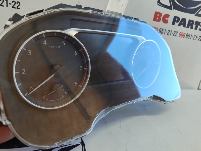 Панель приборов Nissan Rogue T33 2.5