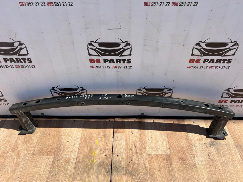 Усилитель бампера передний Nissan Qashqai 2013-2020 J11 620304EA0B контрактная