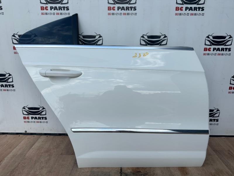 Дверь боковая задняя правая Passat CC 2008-2016