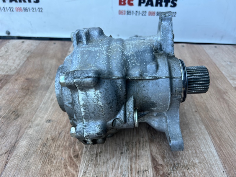 Раздаточная коробка передняя Nissan Rogue T33 2.5