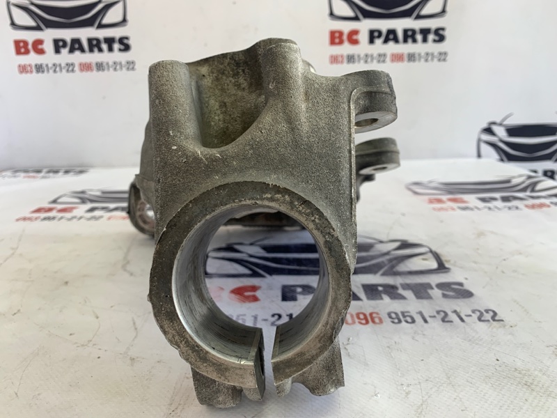 Кулак поворотный передний правый Bmw 3 F30 2.0