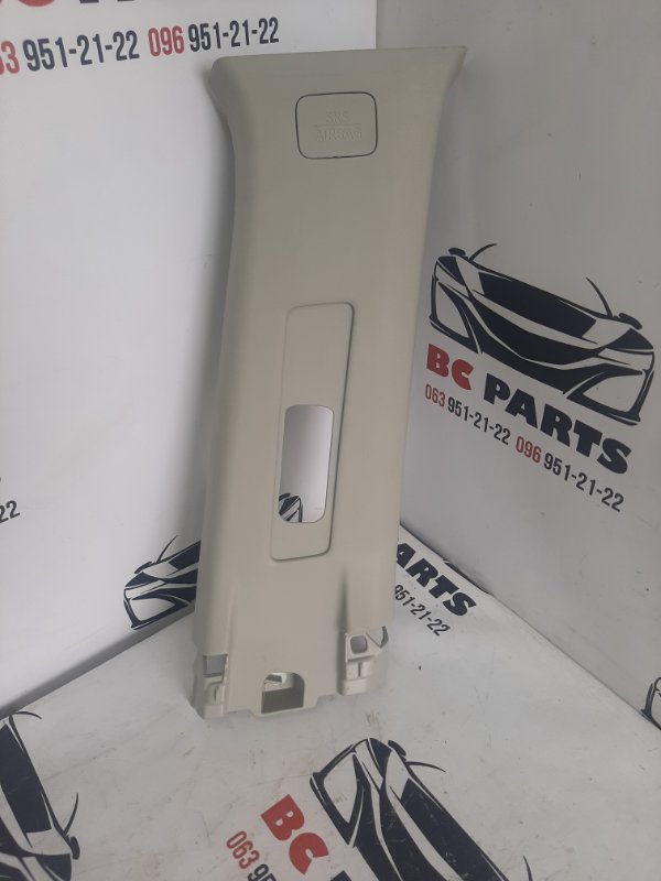 Накладка центральной стойки правая Nissan Rogue 2021 T33 2.5 769136RA0A Б/У