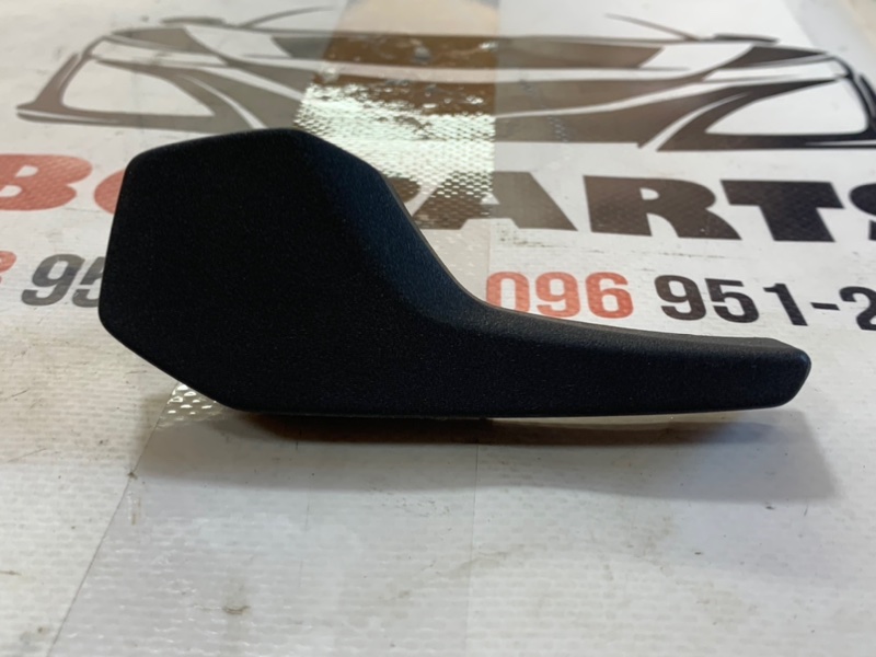 Ручка открывания капота Audi Q3 2020 83A 4M0823661 Б/У