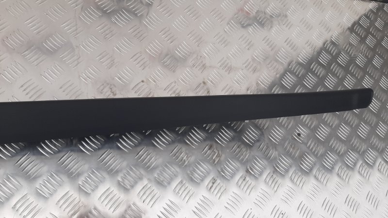 Накладка центральной стойки задняя левая Audi Q5 2.0