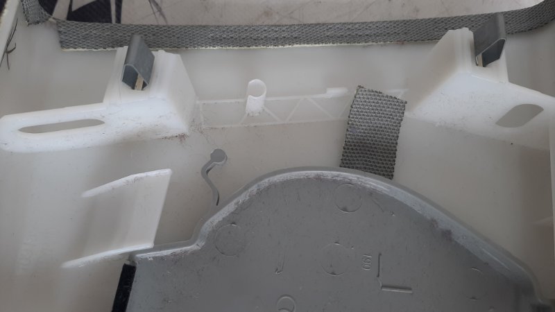 Накладка стойки левая Audi Q5 2.0