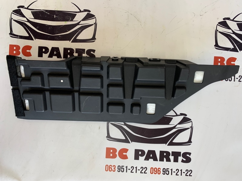 Накладка торпедо передняя правая Nissan Rogue 2021 T33 2.5 689206RR0A Б/У