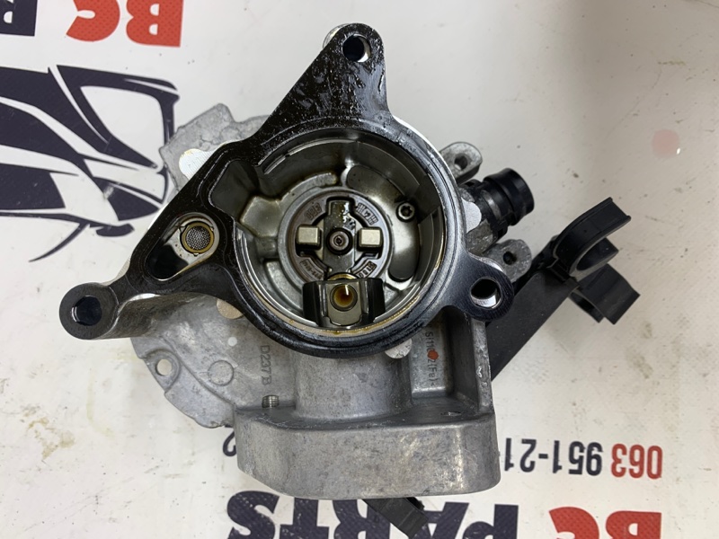 Вакуумный насос Audi A5 2.0