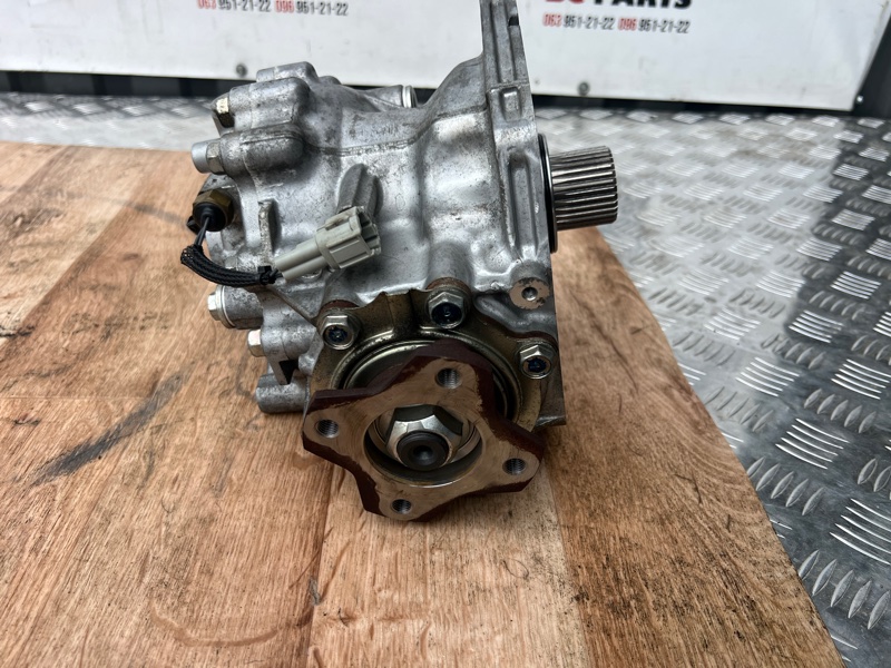 Раздаточная коробка передняя Nissan Rogue 2021 T33 2.5 33100-6RA0A контрактная