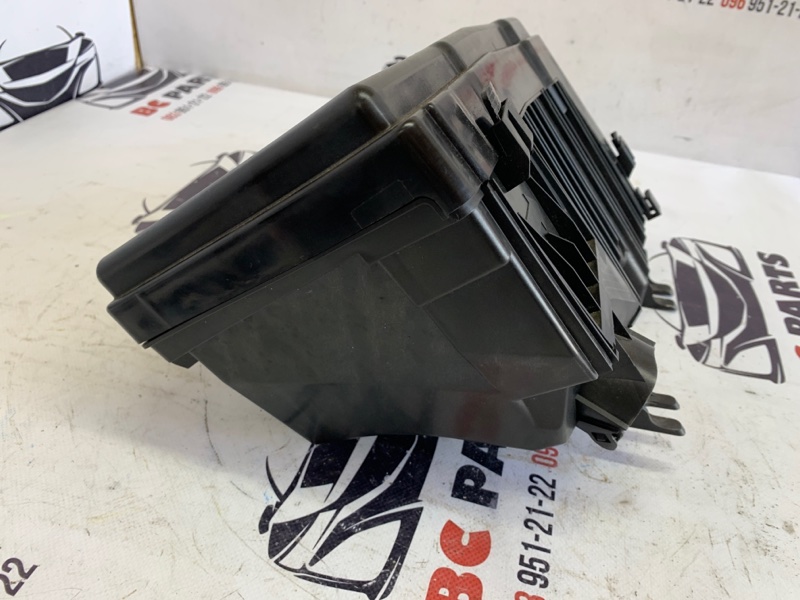 Корпус блока предохранителей Rogue 2021 T33 2.5