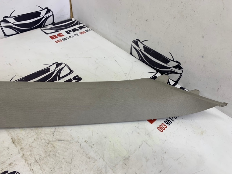 Накладка стойки передняя правая Rogue 2021 T33 2.5