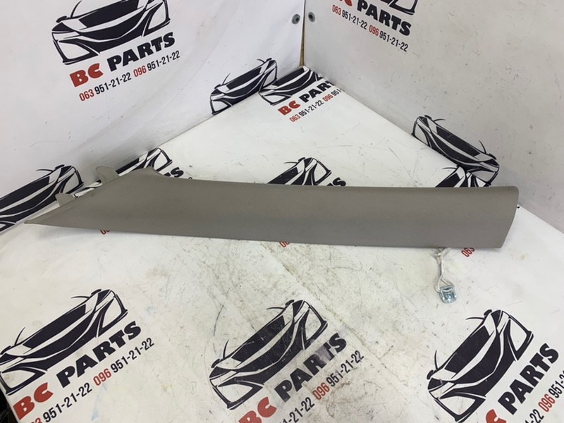 Накладка стойки передняя левая Nissan Rogue 2021 T33 2.5 769126RR0A Б/У