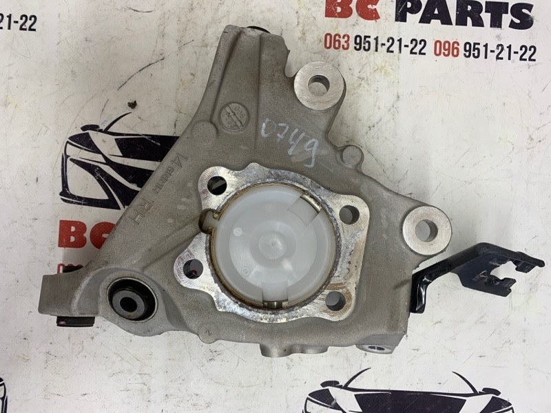 Цапфа задняя правая Nissan Rogue 2021 T33 2.5 430186RR1A Б/У
