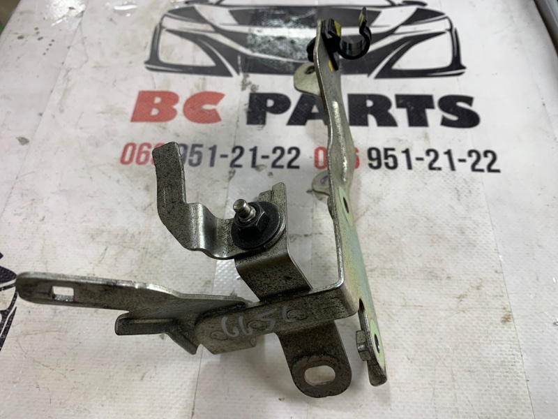 Кронштейн Nissan Rogue 2021 T33 2.5 14932-6RA0A Б/У