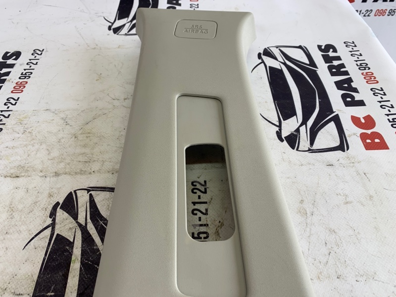 Накладка центральной стойки левая Rogue 2021 T33 2.5