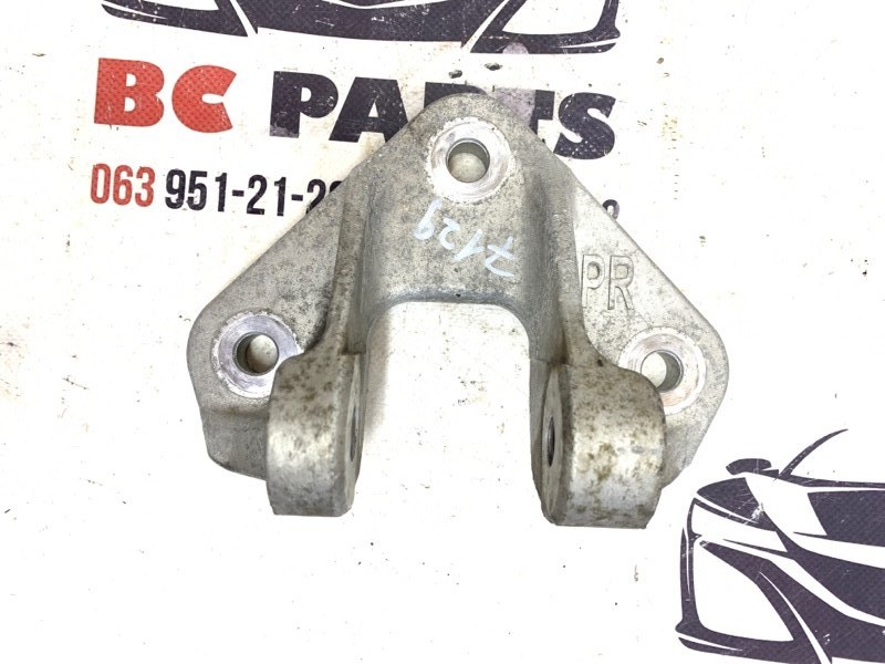 Кронштейн подушки двигателя Nissan Rogue 2021 T33 2.5 11332-6RA0A Б/У