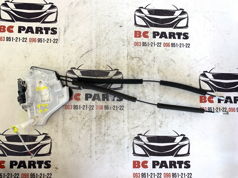 Замок боковой двери передний левый Nissan Rogue 2021 T33 2.5 805016RA0A Б/У