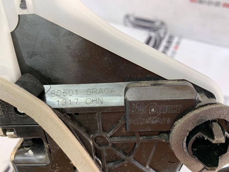 Замок боковой двери передний левый Rogue 2021 T33 2.5