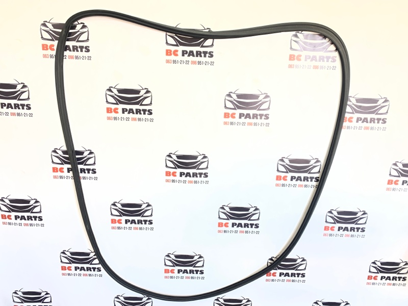 Уплотнительная резинка крышки багажника задняя Nissan Rogue 2021 T33 2.5 90830-6RR0A Б/У