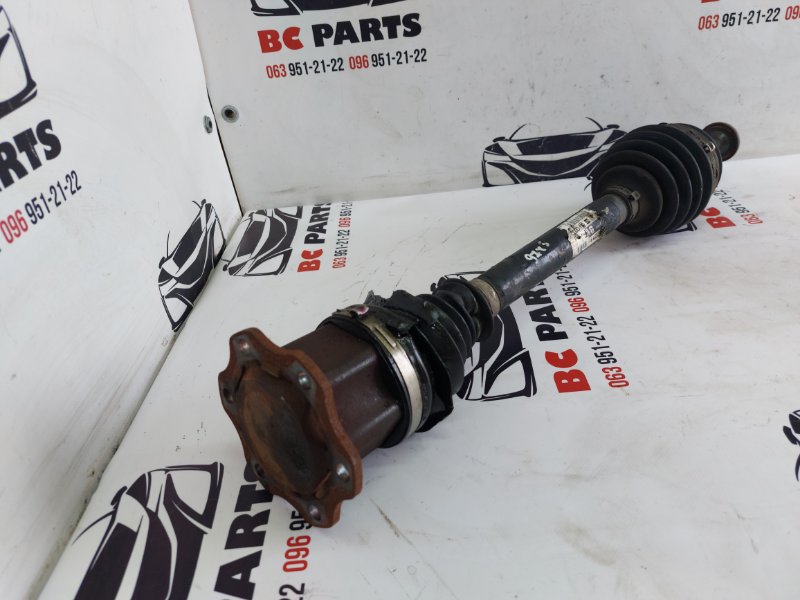 Привод ( полуось) передний правый Audi Q5 3.0