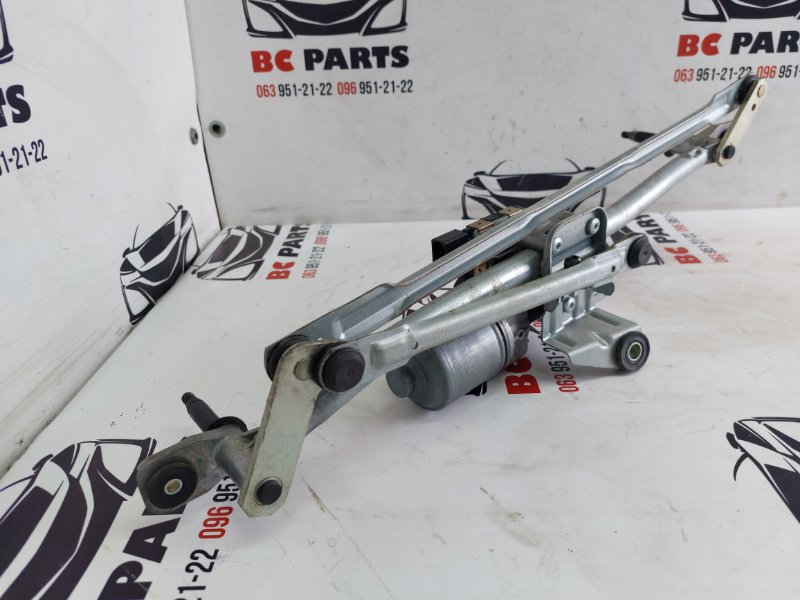 Трапеция дворников Audi Q5 3.0