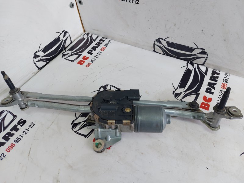 Трапеция дворников Q5 2016 3.0