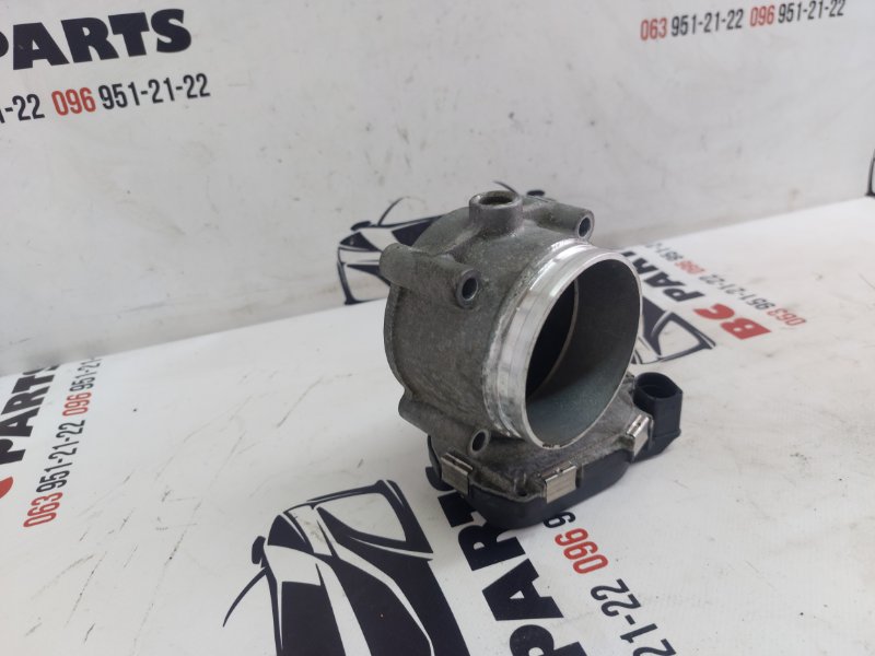 Дроссельная заслонка Audi Q5 3.0