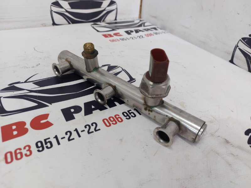 Топливная рампа Q5 2016 3.0