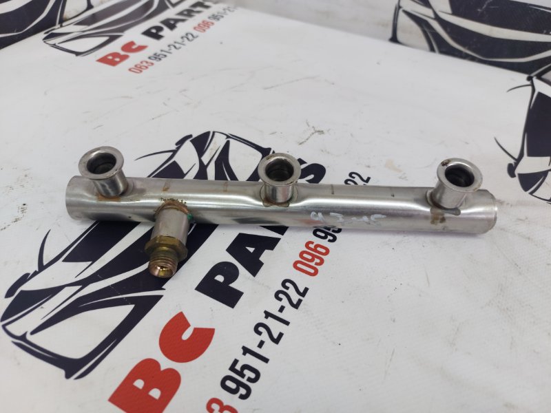 Топливная рампа Audi Q5 2016 3.0 06E130090T Б/У