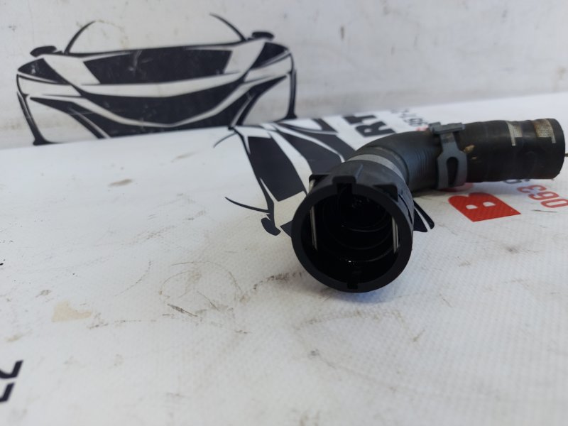 Патрубок системы охлаждения Q5 2016 3.0