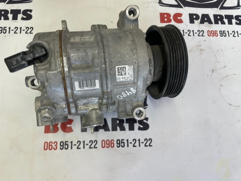Компрессор кондиционера Audi A3 2018 2.0 5Q0816803D Б/У