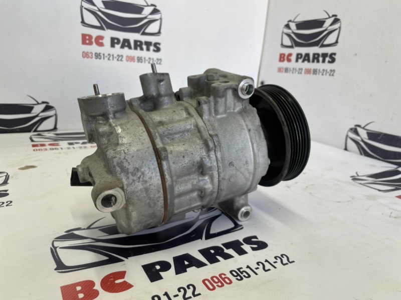 Компрессор кондиционера Audi A3 2.0