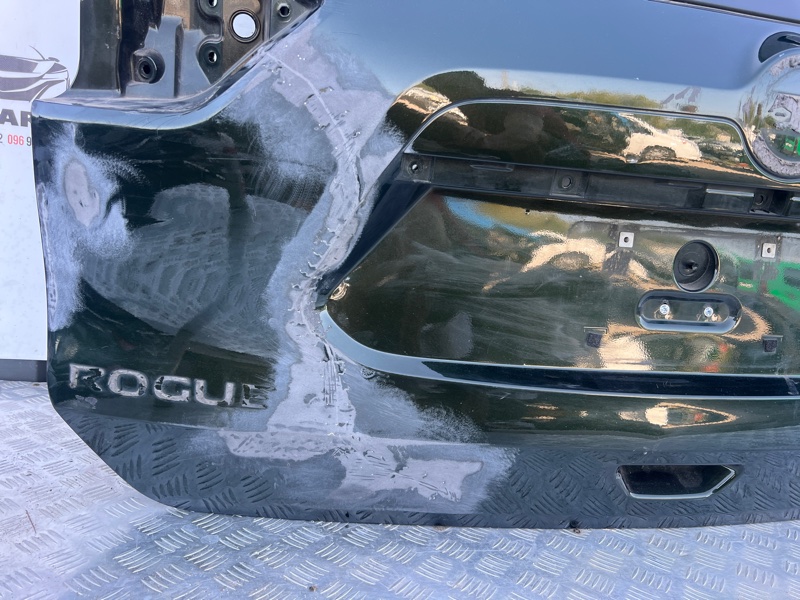Крышка багажника задняя Nissan Rogue T32