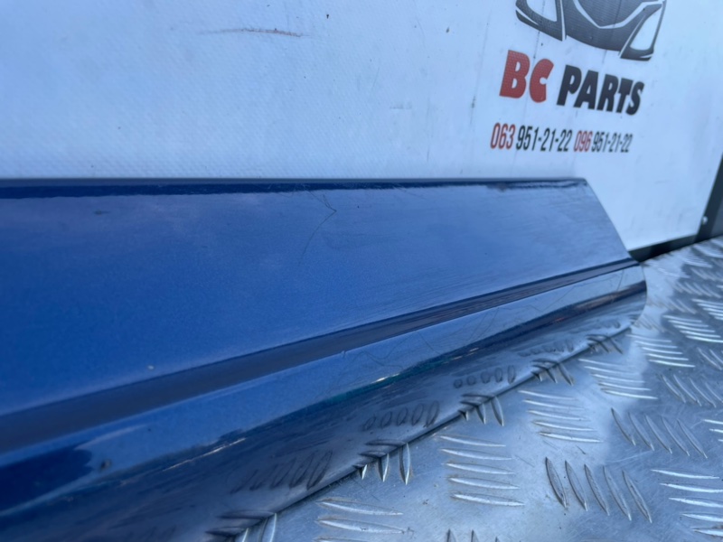 Накладка двери передняя правая Q5 2016 3.0