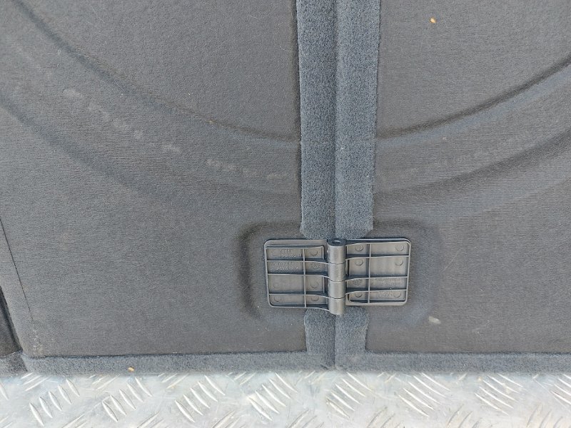 Полка багажника Q5 2019 2.0 Полка багажника Q5 2019 2.0