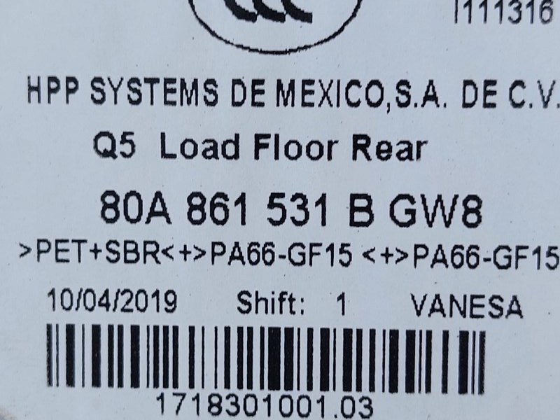 Полка багажника Q5 2019 2.0 Полка багажника Q5 2019 2.0
