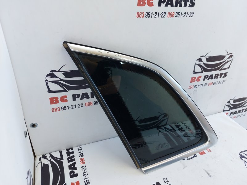 Форточка кузова левая Audi Q5 80A Форточка кузова левая Audi Q5 80A