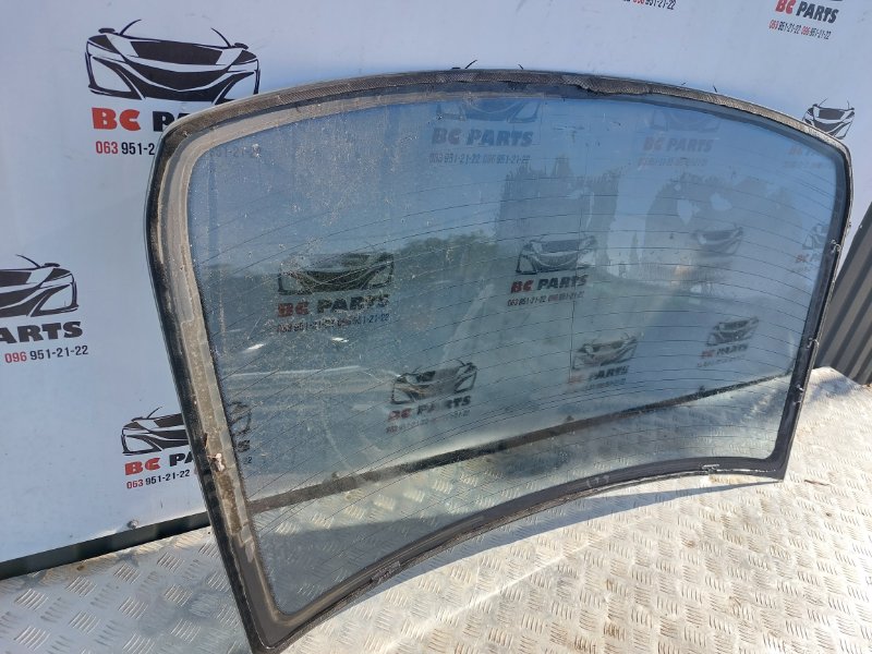 Стекло заднее Camry 2005 V30 3.0