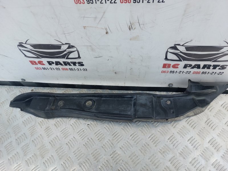 Накладка крыла передняя левая Audi Q5 3.0