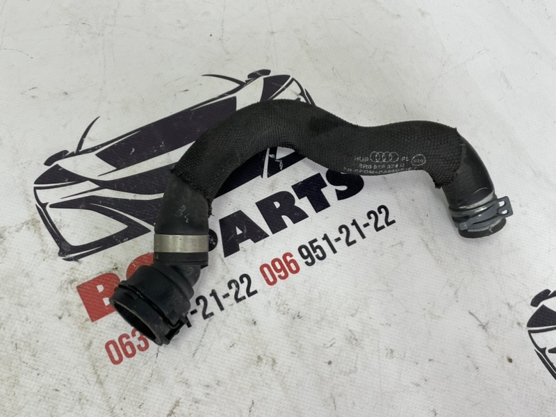 Патрубок системы охлаждения Audi Q5 2016 3.0 8R0819374C Б/У