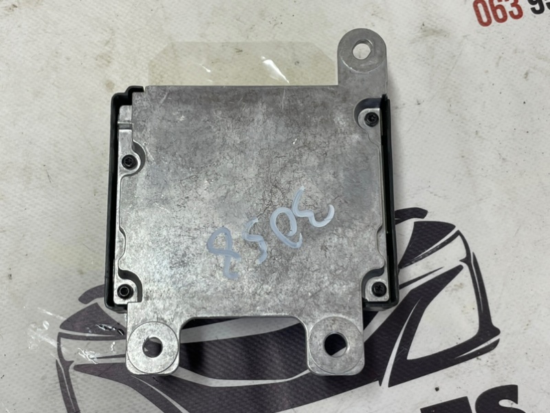 Блок управления SRS Nissan Rogue T32 2.5